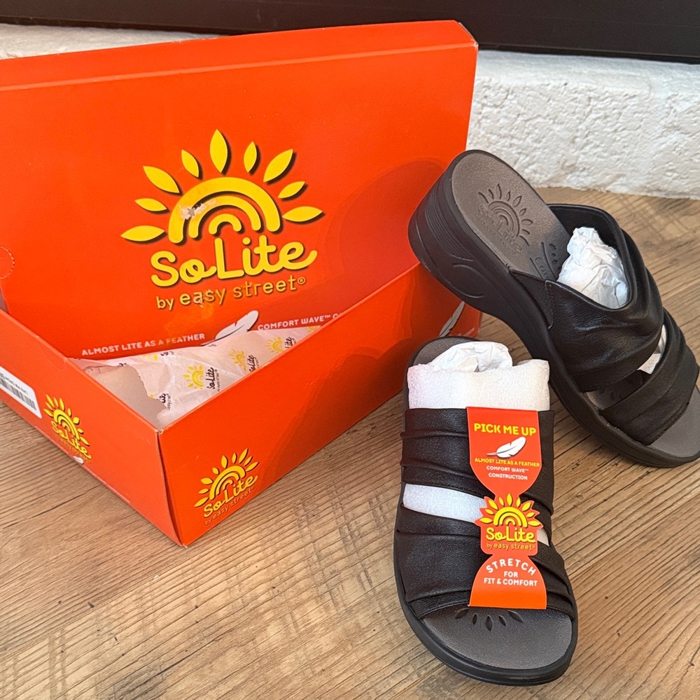 Easy Street Black Women's Sandals